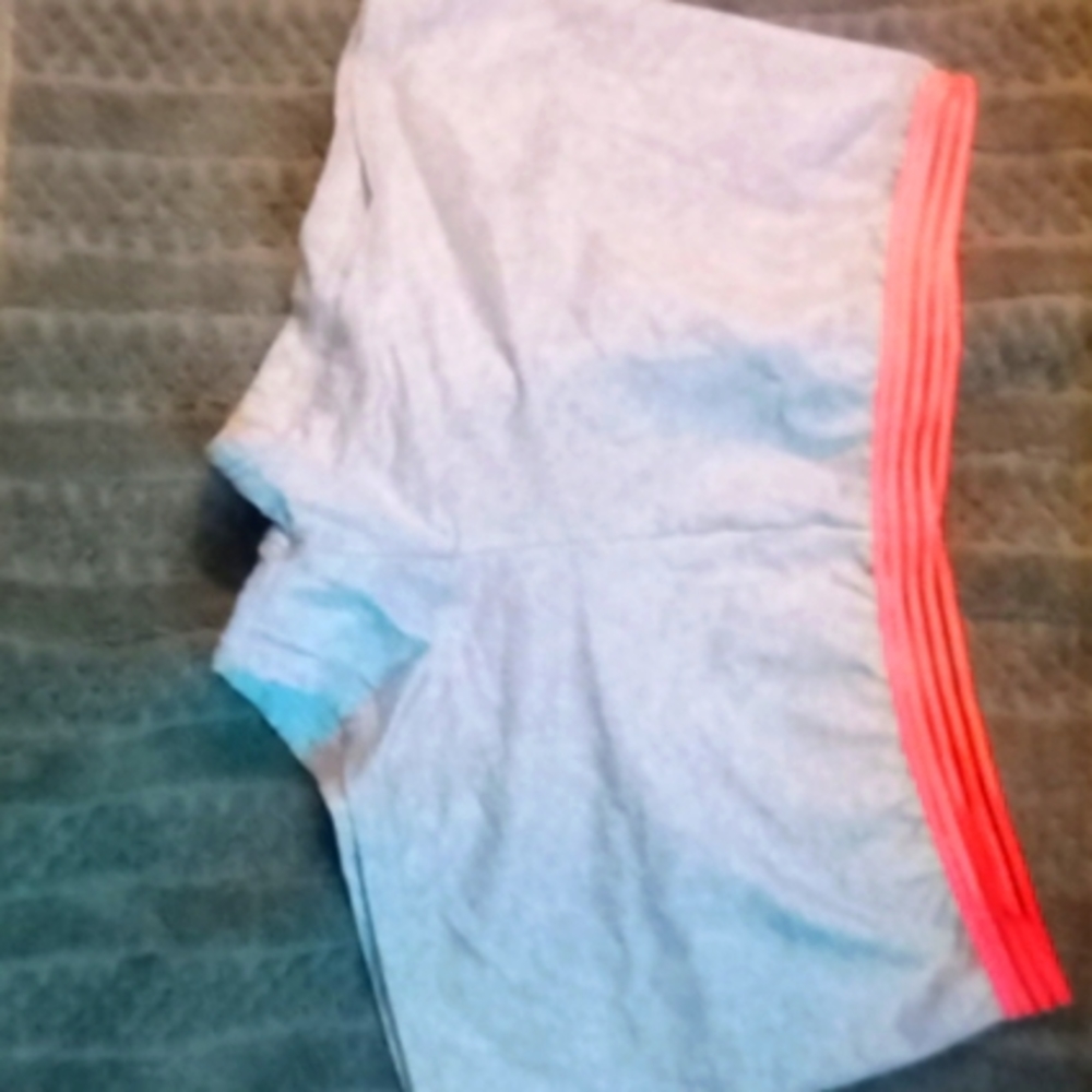 Boy short